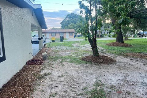 House in Winter Haven, Florida 4 bedrooms, 164.62 sq.m. № 1917584 - photo 29