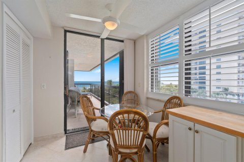 Copropriété à vendre à Hutchinson Island South, Floride: 2 chambres, 150.78 m2 № 2242885 - photo 20