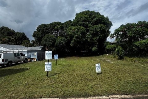 Terreno en West Palm Beach, Florida № 2062624