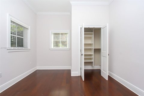 Villa ou maison à louer à Coral Gables, Floride: 4 chambres, 324.41 m2 № 1976710 - photo 22