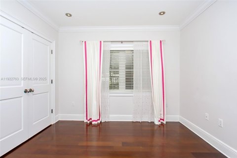 Villa ou maison à louer à Coral Gables, Floride: 4 chambres, 324.41 m2 № 1976710 - photo 23