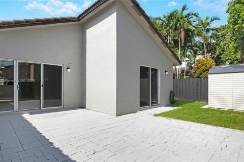 Villa ou maison à louer à Cutler Bay, Floride: 3 chambres, 128.95 m2 № 1882058 - photo 5