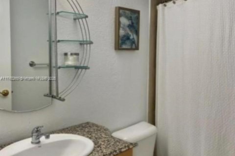 Copropriété à louer à Miami, Floride: 1 chambre, 65.12 m2 № 1889053 - photo 12