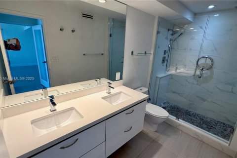 Condo in Miami Beach, Florida, 1 bedroom  № 1790956 - photo 23