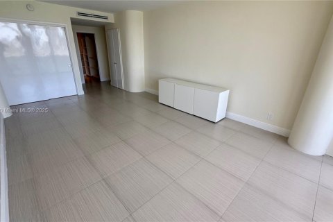 Condo in Miami Beach, Florida, 1 bedroom  № 1790956 - photo 20