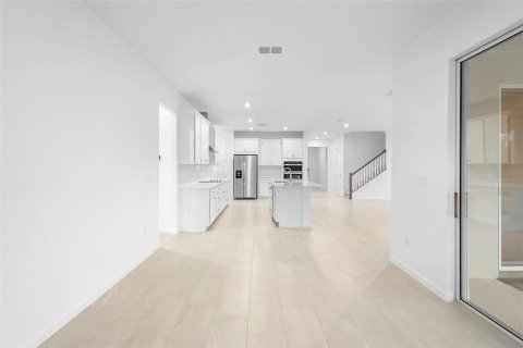Casa en alquiler en Orlando, Florida, 5 dormitorios, 318.38 m2 № 1866562 - foto 24