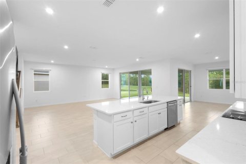 Casa en alquiler en Orlando, Florida, 5 dormitorios, 318.38 m2 № 1866562 - foto 20
