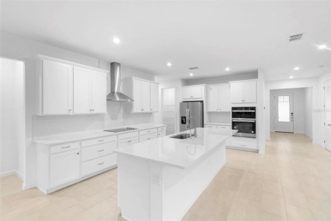 Casa en alquiler en Orlando, Florida, 5 dormitorios, 318.38 m2 № 1866562 - foto 17
