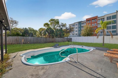 Villa ou maison à vendre à Tampa, Floride: 2 chambres, 180.97 m2 № 2093521 - photo 23