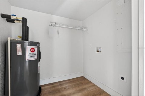 Villa ou maison à vendre à Tampa, Floride: 2 chambres, 180.97 m2 № 2093521 - photo 21