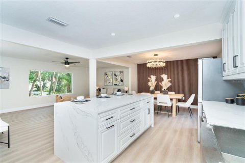 House in Nokomis, Florida 5 bedrooms, 284.28 sq.m. № 1623067 - photo 9