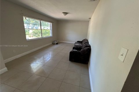 Купить виллу или дом в Тампа, Флорида 3 спальни, 145.11м2, № 1991105 - фото 19