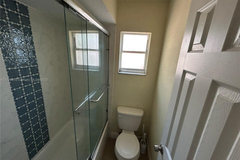 Купить виллу или дом в Тампа, Флорида 3 спальни, 145.11м2, № 1991105 - фото 10