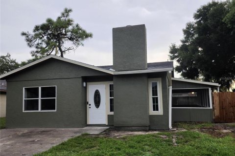 House in Winter Haven, Florida 4 bedrooms, 155.61 sq.m. № 2107914