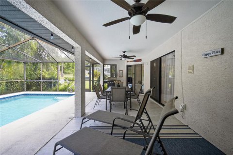 Villa ou maison à vendre à Weeki Wachee, Floride: 3 chambres, 151.24 m2 № 1902543 - photo 9