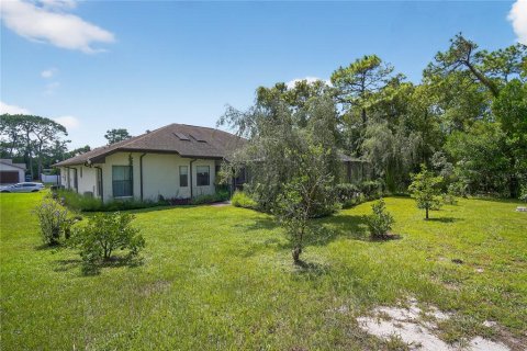 Villa ou maison à vendre à Weeki Wachee, Floride: 3 chambres, 151.24 m2 № 1902543 - photo 29