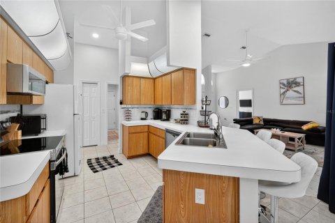 Casa en venta en Weeki Wachee, Florida, 3 dormitorios, 151.24 m2 № 1902543 - foto 12