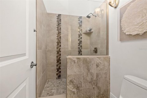 Townhouse in Saint Petersburg, Florida 3 bedrooms, 156.82 sq.m. № 1825392 - photo 26