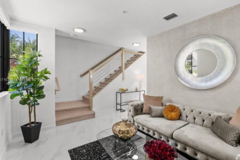 Снять в аренду квартиру в Хайалиа, Флорида 2 спальни, № 1990620 - фото 1