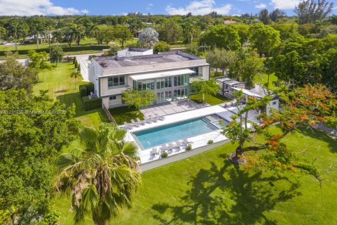 House in Southwest Ranches, Florida 9 bedrooms, 562.71 sq.m. № 2036968 - photo 6