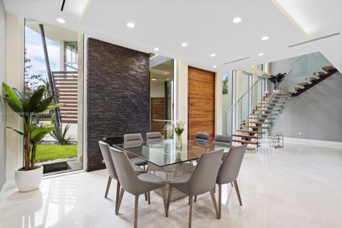 House in Southwest Ranches, Florida 9 bedrooms, 562.71 sq.m. № 2036968 - photo 18