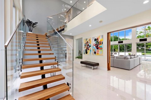 House in Southwest Ranches, Florida 9 bedrooms, 562.71 sq.m. № 2036968 - photo 21