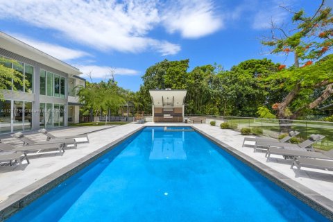 House in Southwest Ranches, Florida 9 bedrooms, 562.71 sq.m. № 2036968 - photo 3