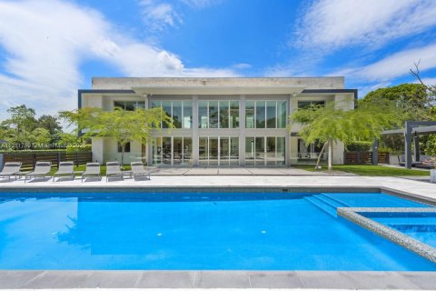 House in Southwest Ranches, Florida 9 bedrooms, 562.71 sq.m. № 2036968 - photo 2