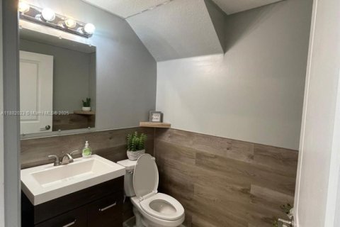 Adosado en venta en Homestead, Florida, 3 dormitorios, 157.66 m2 № 1929430 - foto 20