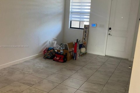 Adosado en venta en Homestead, Florida, 3 dormitorios, 157.66 m2 № 1929430 - foto 4