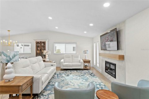 Casa en venta en South Pasadena, Florida, 4 dormitorios, 166.48 m2 № 2384492 - foto 4