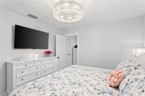 Casa en venta en South Pasadena, Florida, 4 dormitorios, 166.48 m2 № 2384492 - foto 18