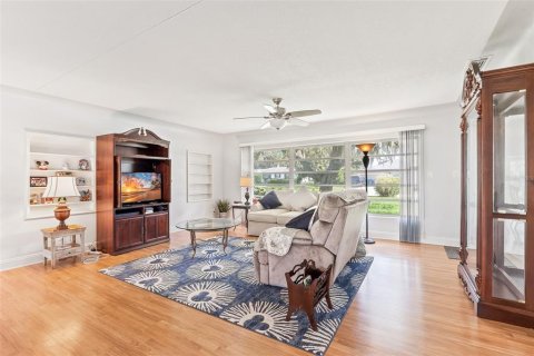 Casa en venta en Davenport, Florida, 3 dormitorios, 162.49 m2 № 1908989 - foto 6