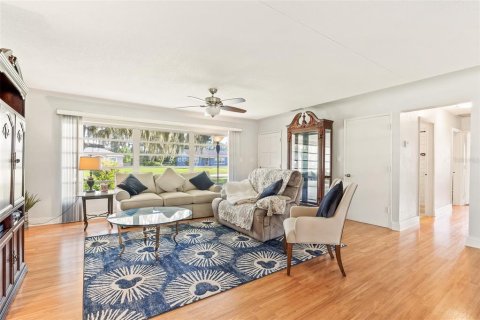 Casa en venta en Davenport, Florida, 3 dormitorios, 162.49 m2 № 1908989 - foto 5