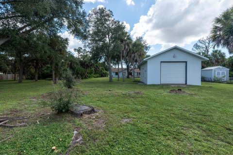 Villa ou maison à vendre à Port Charlotte, Floride: 2 chambres, 122.54 m2 № 2408316 - photo 26