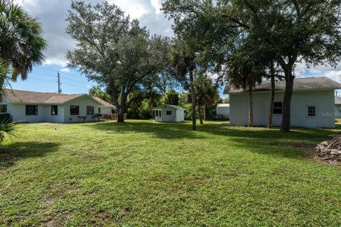 Villa ou maison à vendre à Port Charlotte, Floride: 2 chambres, 122.54 m2 № 2408316 - photo 23