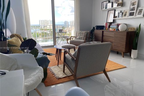 Condominio en alquiler en Miami Beach, Florida, 1 dormitorio, 72.46 m2 № 1864403 - foto 5
