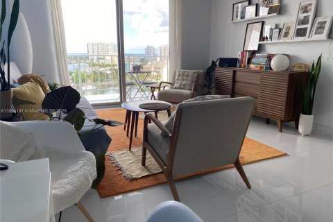 Condominio en alquiler en Miami Beach, Florida, 1 dormitorio, 72.46 m2 № 1864403 - foto 6
