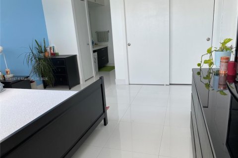 Condominio en alquiler en Miami Beach, Florida, 1 dormitorio, 72.46 m2 № 1864403 - foto 21