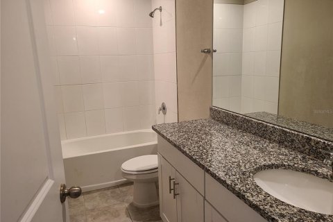 House in Parrish, Florida 4 bedrooms, 244.33 sq.m. № 2131884 - photo 1