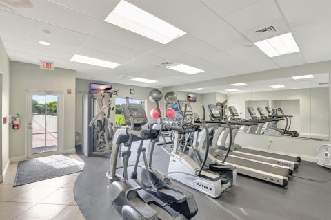Condo in Boynton Beach, Florida, 1 bedroom № 2146432 - photo 23