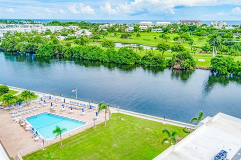 Condominio en Boynton Beach, Florida, 1 dormitorio  № 2146432