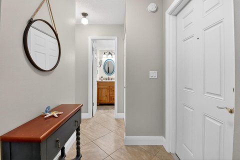Condo in Boynton Beach, Florida, 1 bedroom № 2146432 - photo 16