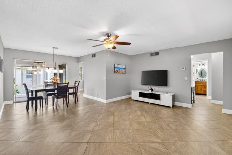 Condo in Boynton Beach, Florida, 1 bedroom № 2146432 - photo 8