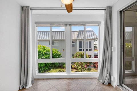 Condo in Boynton Beach, Florida, 1 bedroom № 2146432 - photo 11