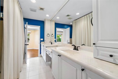 House in Boca Raton, Florida 3 bedrooms, 213.21 sq.m. № 2187092 - photo 23