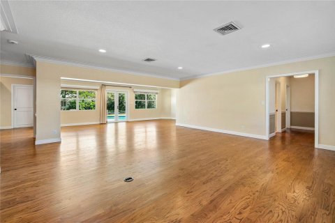 House in Boca Raton, Florida 3 bedrooms, 213.21 sq.m. № 2187092 - photo 11