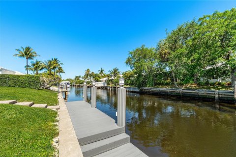 House in Boca Raton, Florida 3 bedrooms, 213.21 sq.m. № 2187092 - photo 8