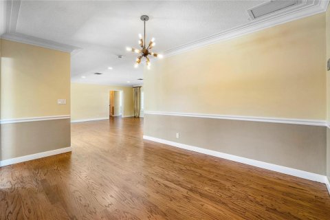 House in Boca Raton, Florida 3 bedrooms, 213.21 sq.m. № 2187092 - photo 17