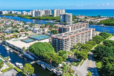 Condominio en venta en Boca Raton, Florida, 2 dormitorios, 122.17 m2 № 1007506 - foto 1